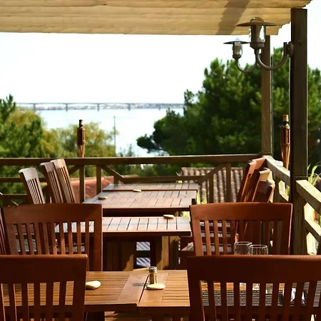 Et Foret 3* 圣特罗让莱班