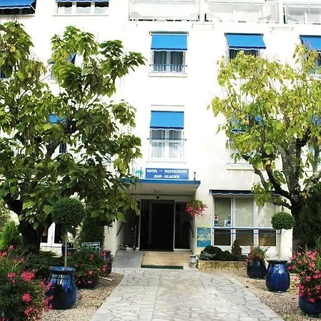 Et Foret 酒店 圣特罗让莱班