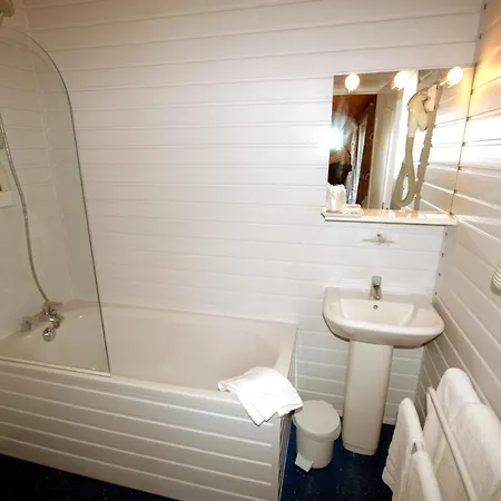 Et Foret 3* 圣特罗让莱班